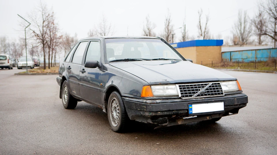 Volvo 440 1.7 карб 2
