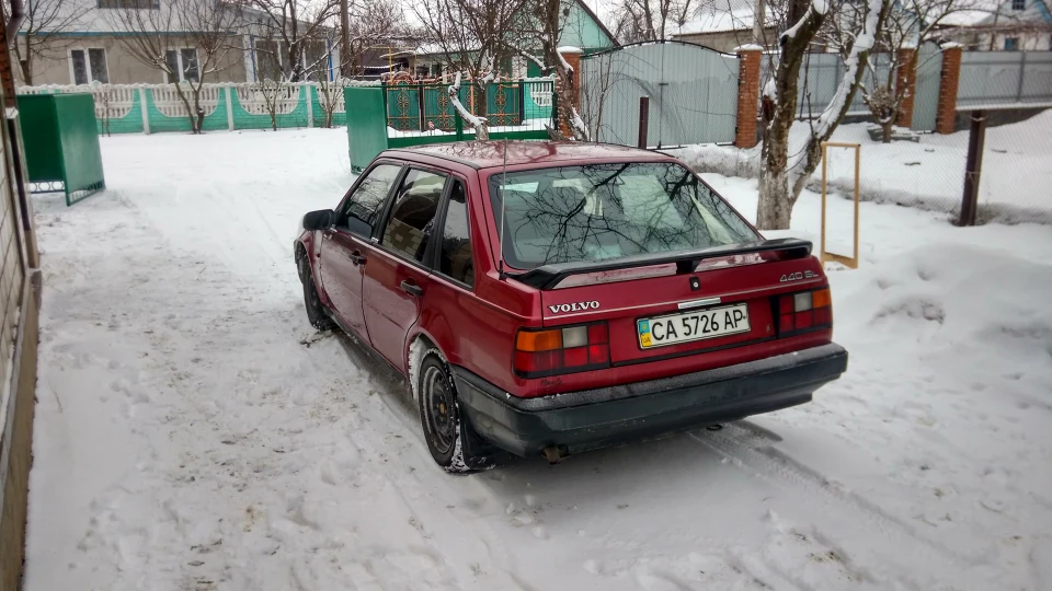 Volvo 440 GL 2