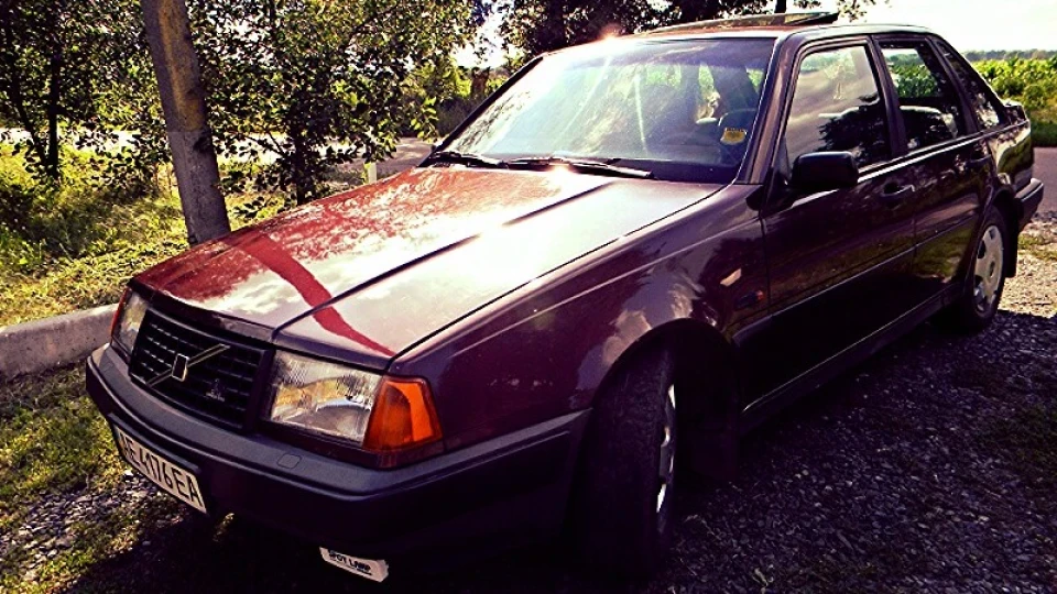Volvo 440 GLS 2