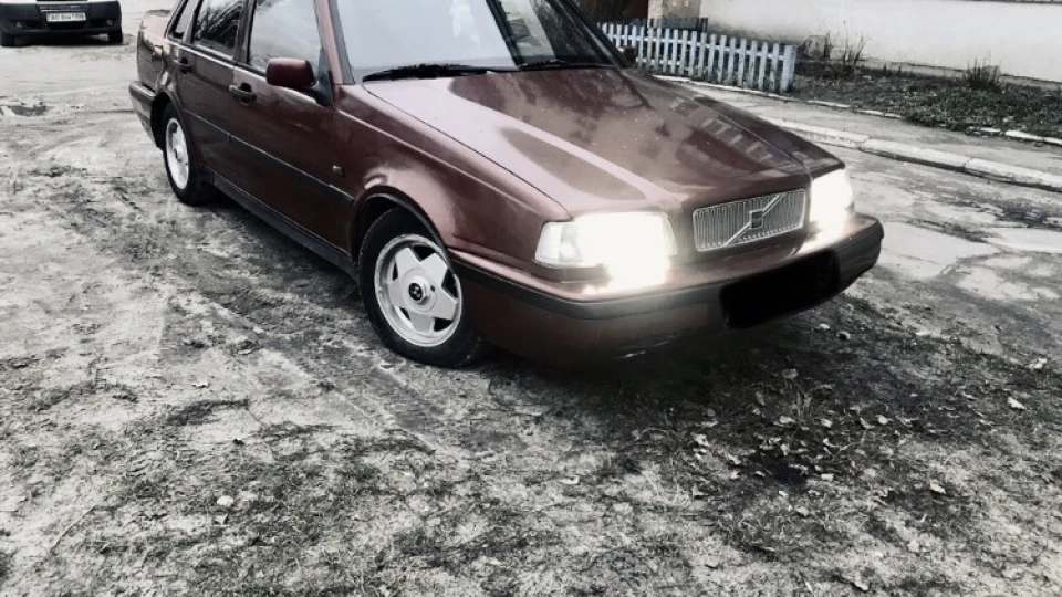 Volvo 460
