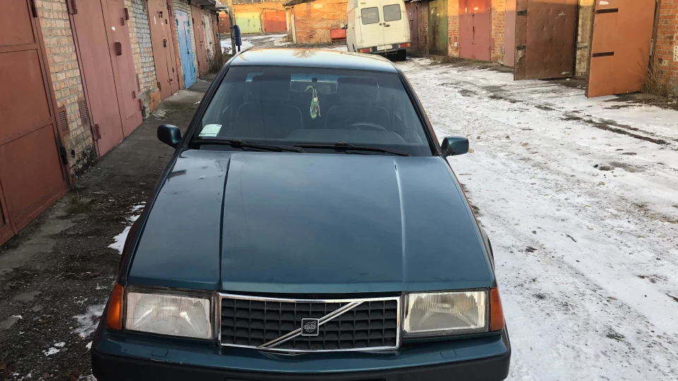 Volvo 460 GLE 2