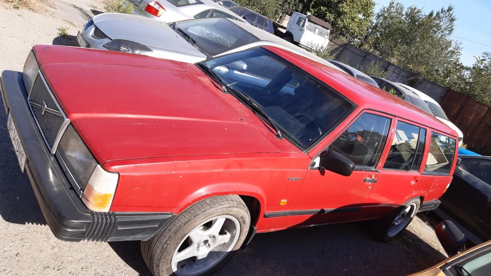Volvo 740 4