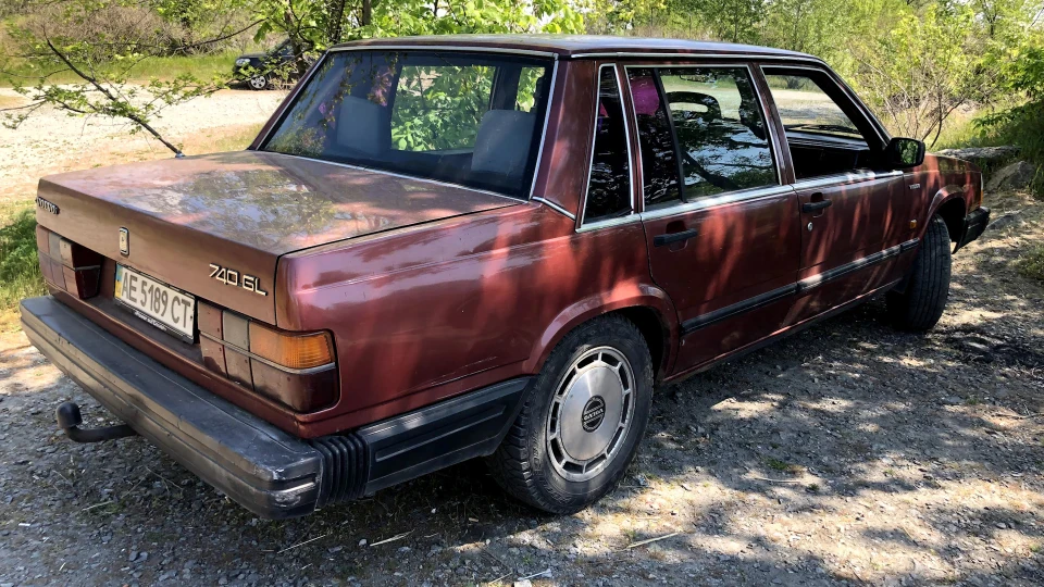 Volvo 740 2