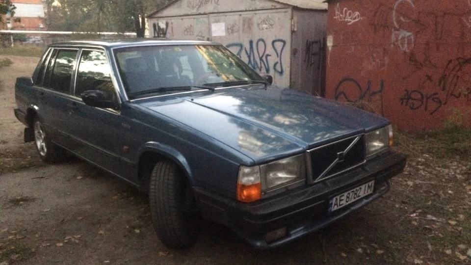Volvo 740 4