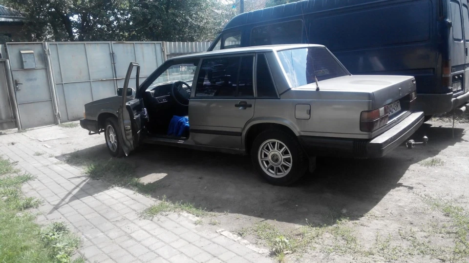 Volvo 740 2.3 GL 5