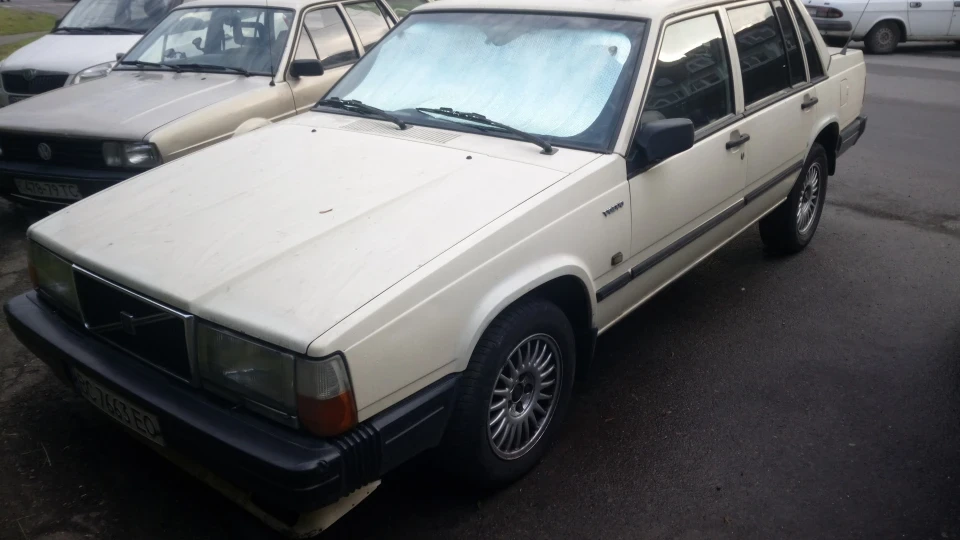 Volvo 740 2,4 TD GL 2