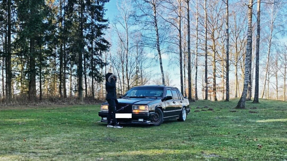 Volvo 740 GLE 2.4L Turbo-Diesel