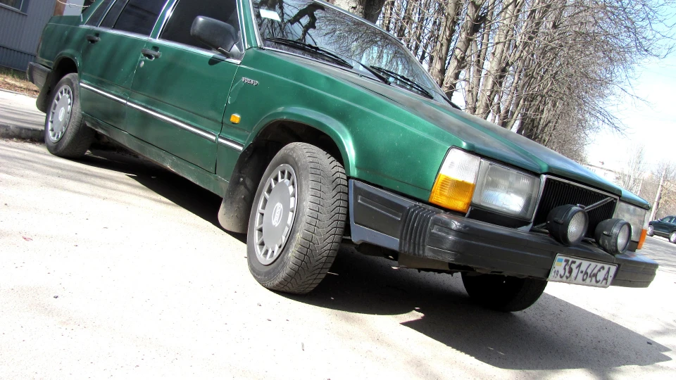 Volvo 740 перший автомобіль 3
