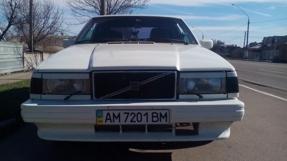 Volvo 760 2.3 бензин\газ 5