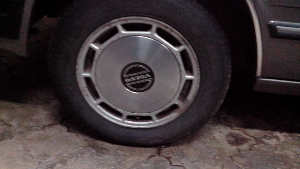 Volvo 760 2.4 TURBO 3