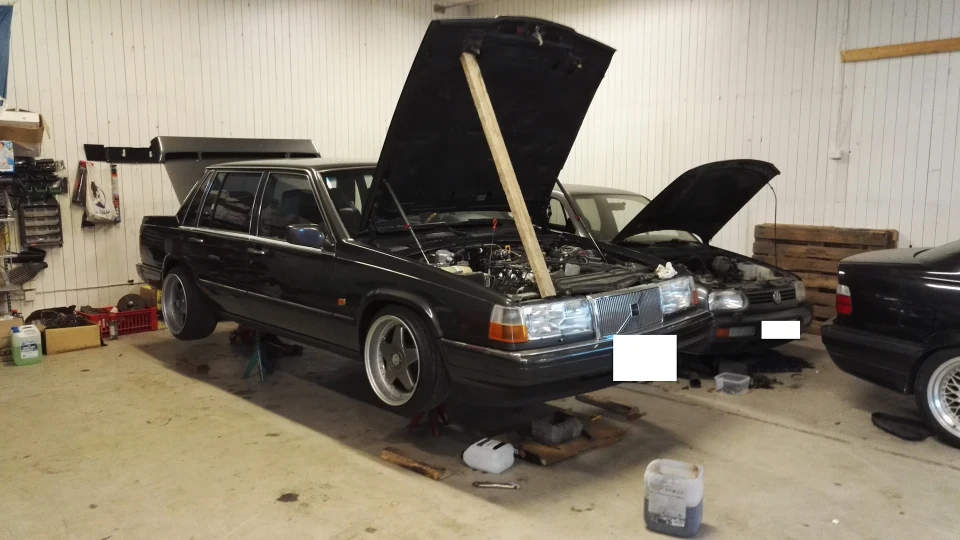 Volvo 760 GLE 2.8 2