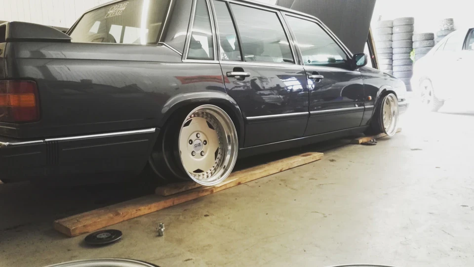 Volvo 760 GLE 2.8 4