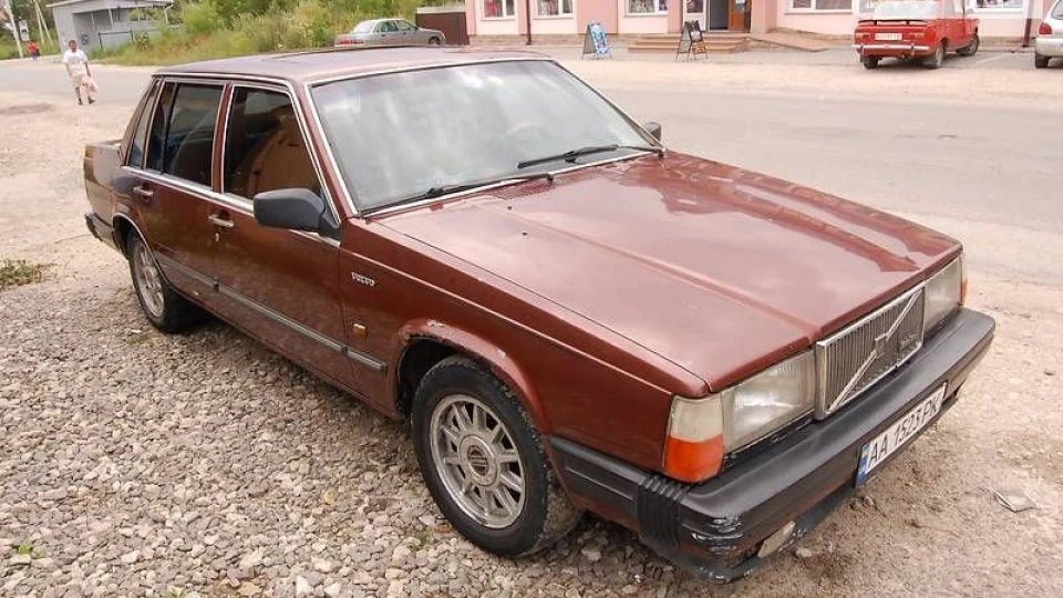 Volvo 760 Корабель на шкірі 5