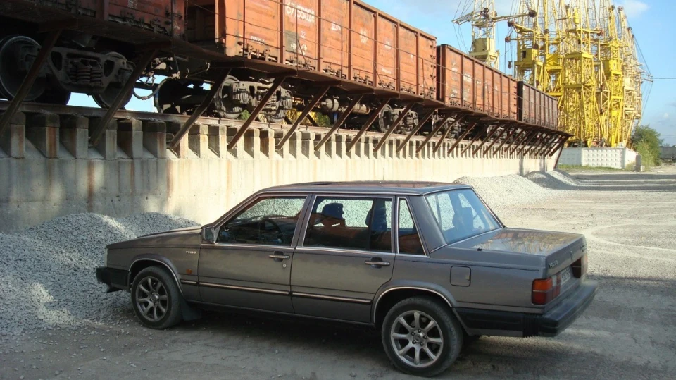 Volvo 760 MOOSE 3