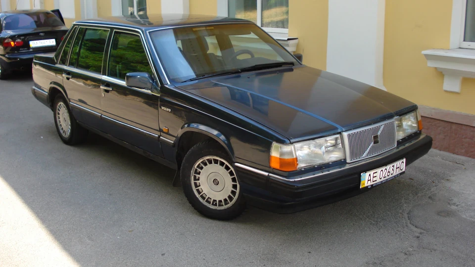 Volvo 760 Третій автомобіль 5