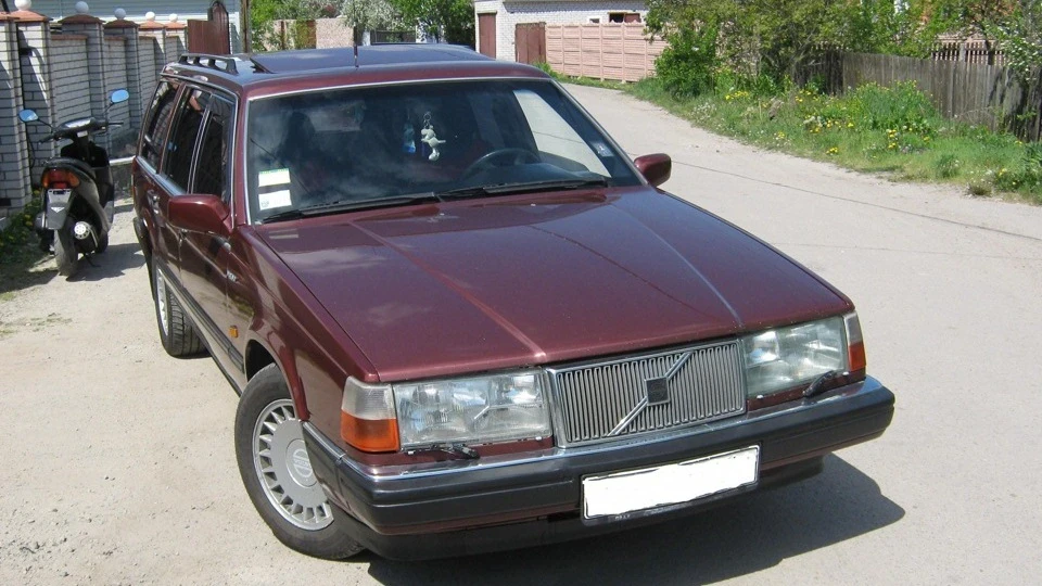 Volvo 760 WAGON TURBO 4