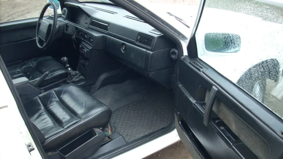 Volvo 760 white d24tic 2