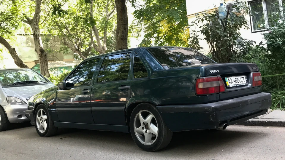 Volvo 850 Turbo? Hell Yeah! 5