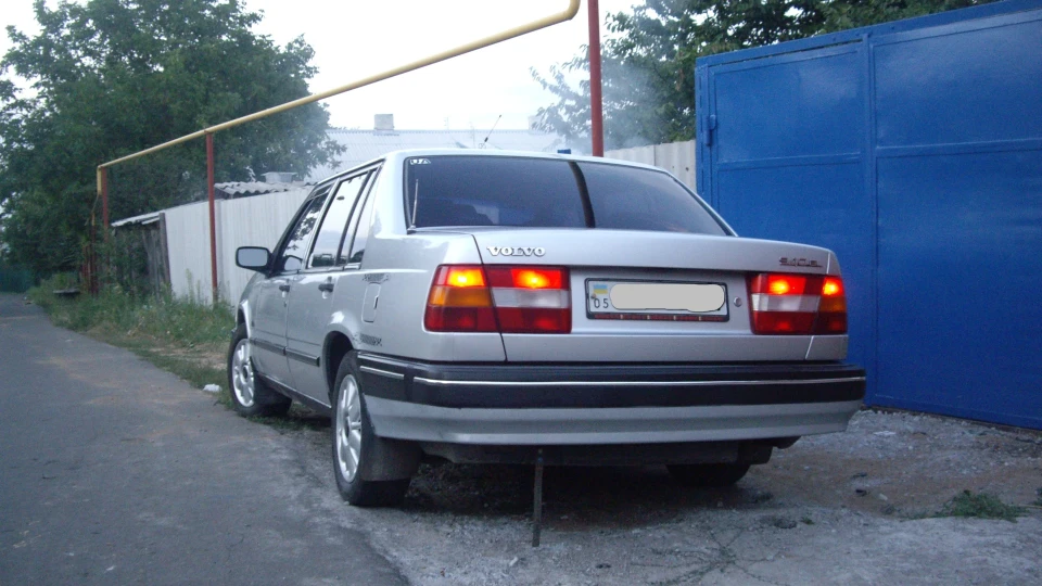Volvo 940 2.0 GL 2