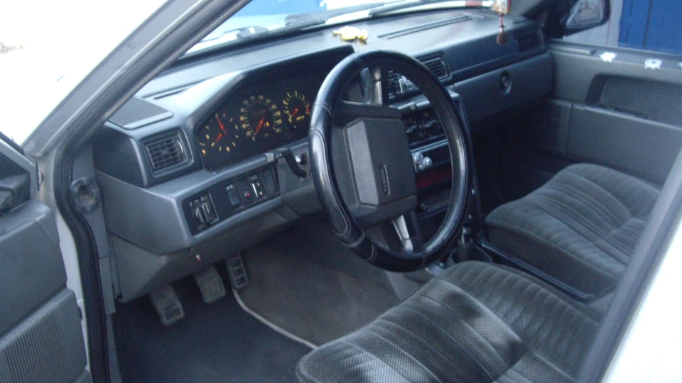 Volvo 940 2.0 GL 3