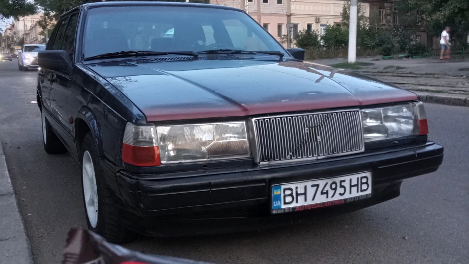 Volvo 940 2.3 midnight blue