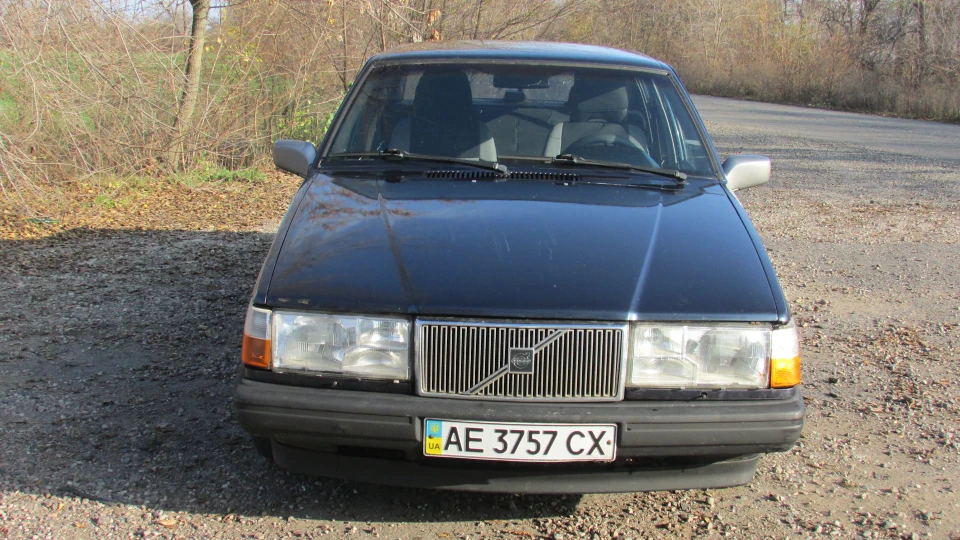 Volvo 940 Синій Дипломат 3