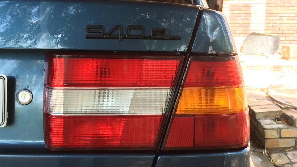 Volvo 940 Синій металік,2.3GL