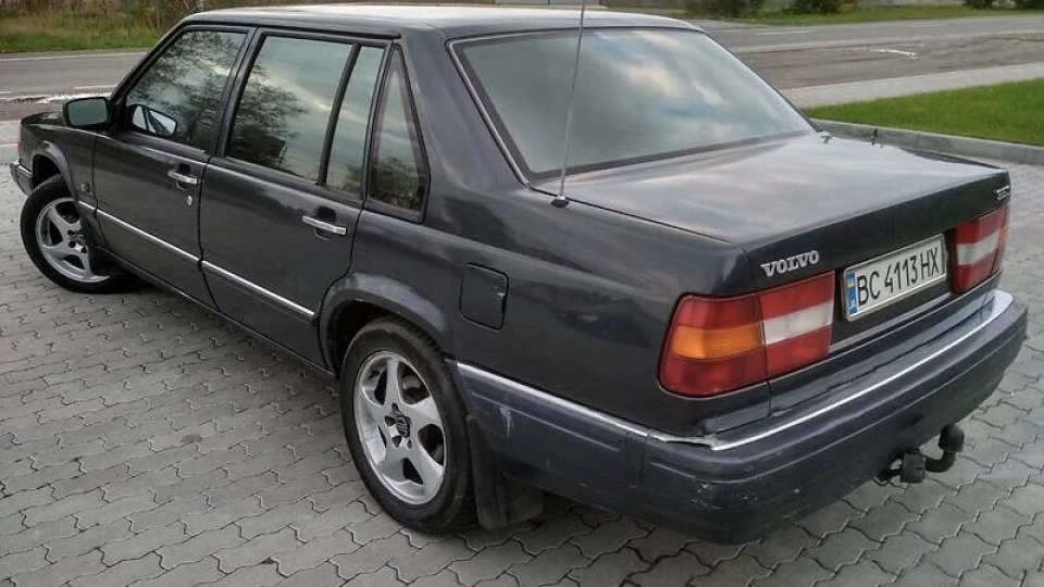 Volvo 960 3,0 RWD 4