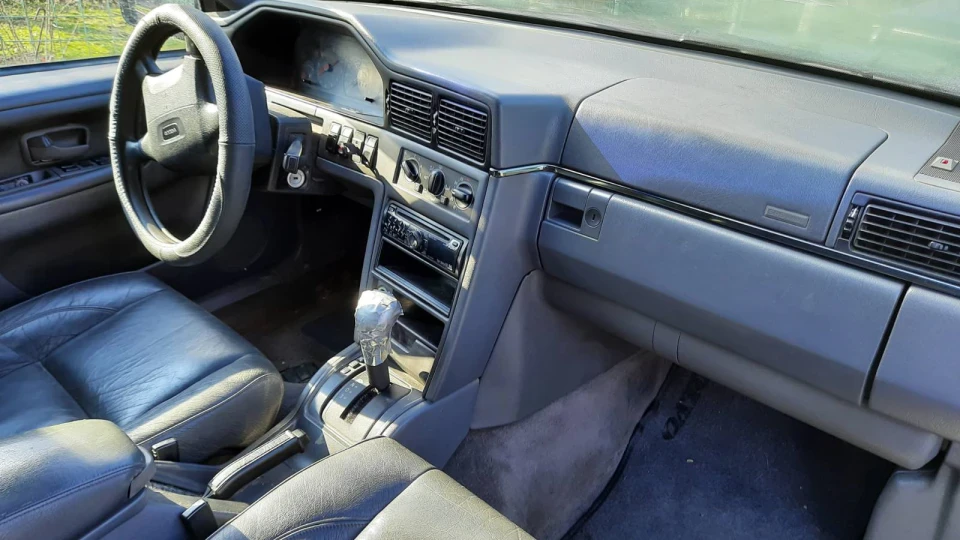 Volvo 960 Універ 3