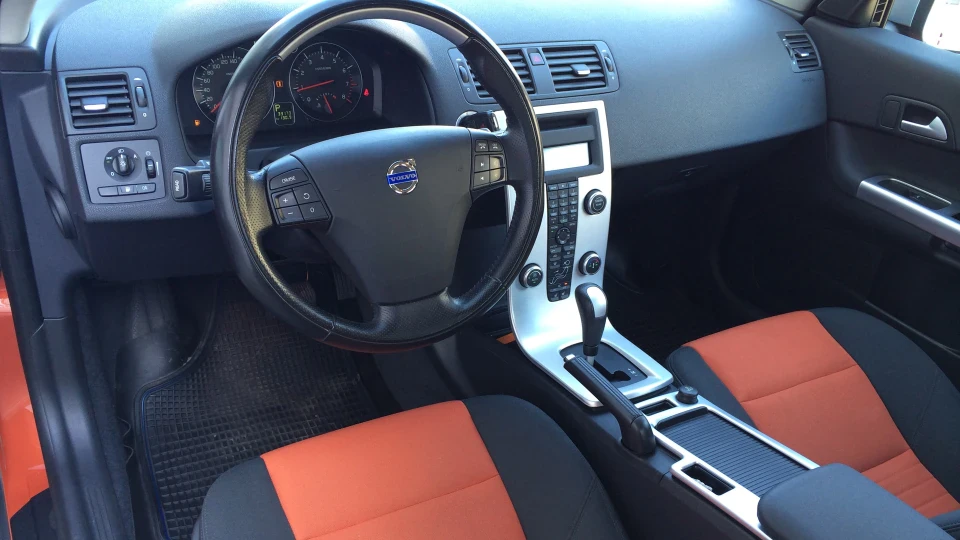 Volvo C30 Orange Flame 5