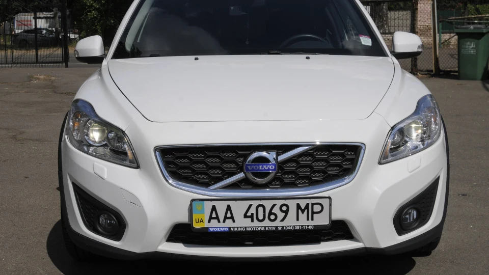 Volvo C30 Вольвіч