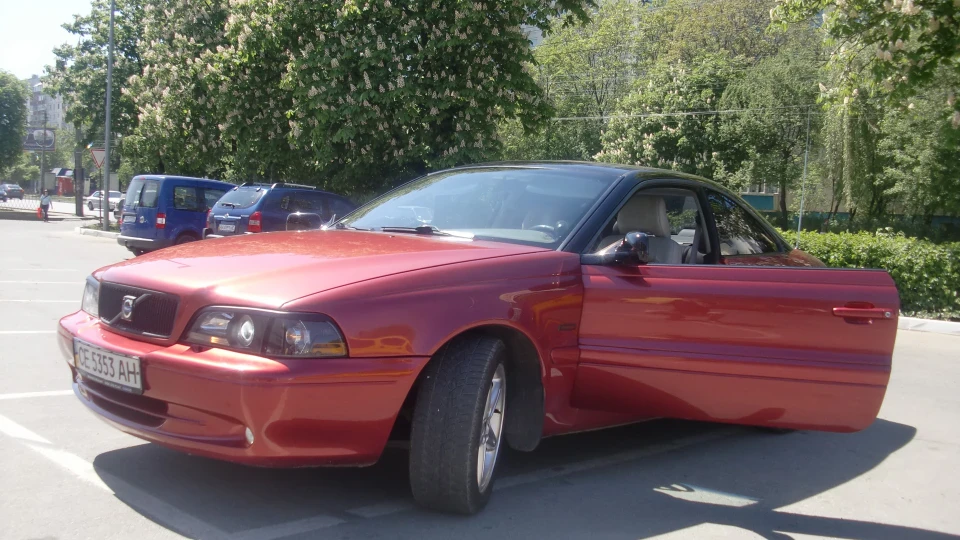 Volvo C70 2.3 turbo!!! 2