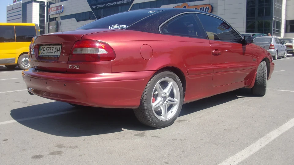 Volvo C70 2.3 turbo!!! 4