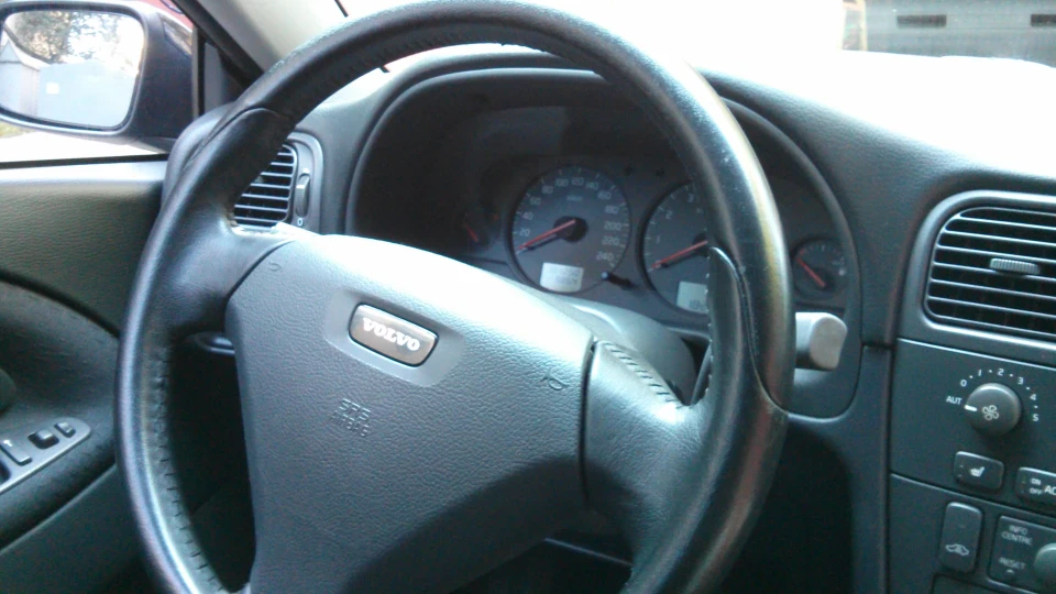 Volvo S40 1.8 AT 4