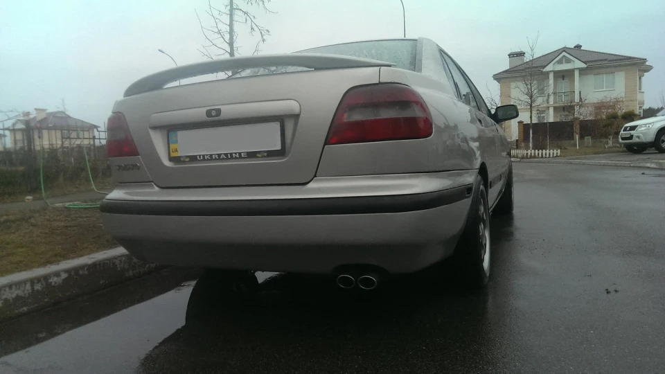 Volvo S40 2.0 Перший 5