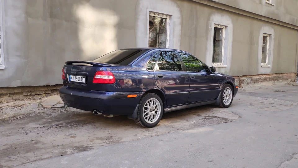 Volvo S40 2.0 Turbo 2