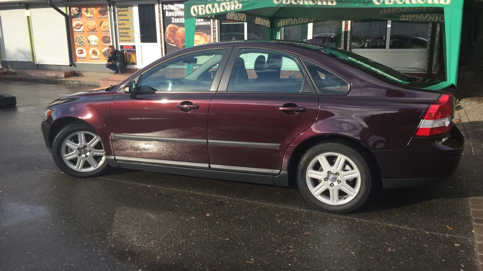 Volvo S40 Deep Purple 2