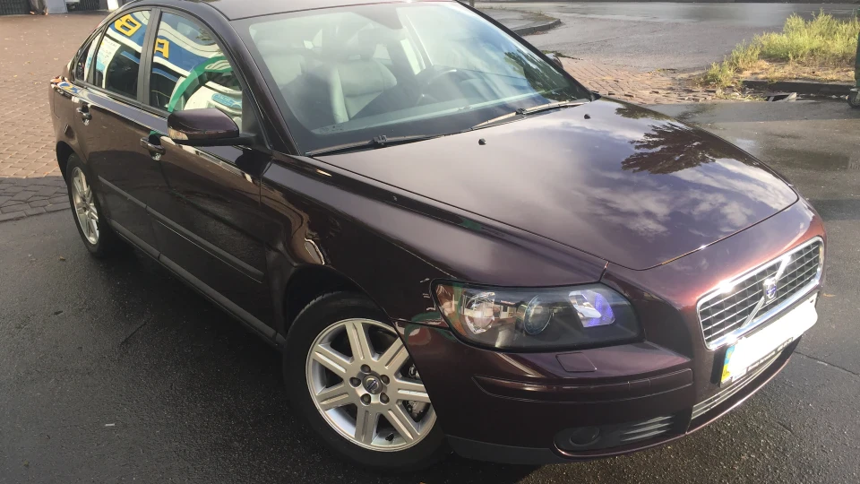 Volvo S40 Deep Purple 3