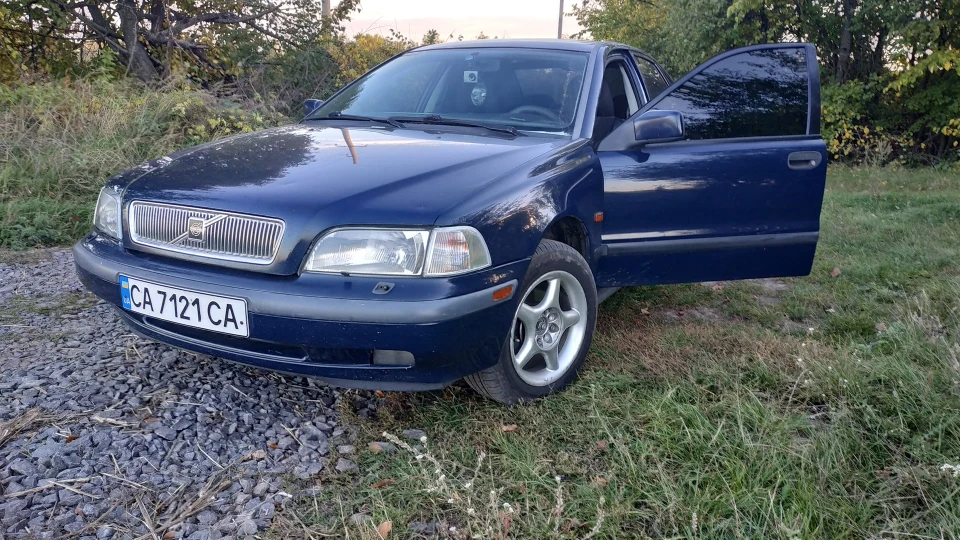 Volvo S40 Swedish Metall 2