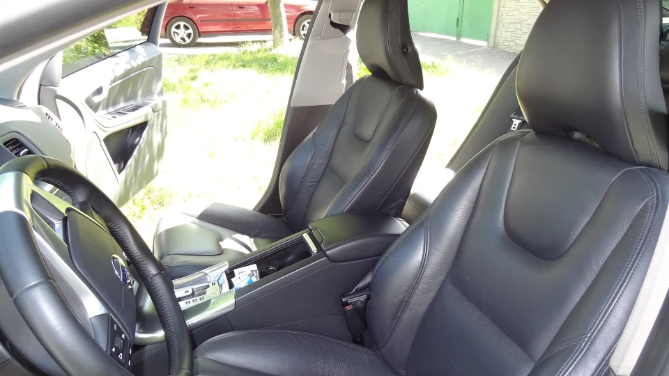 Volvo S60 3