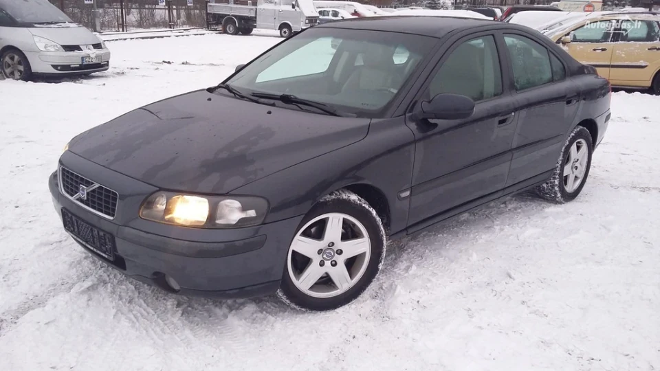 Volvo S60 3