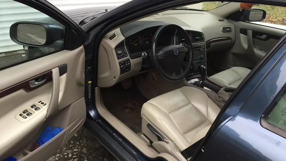 Volvo S60 2.4 (170hp) AT 5
