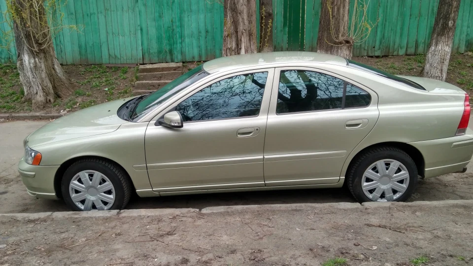 Volvo S60 LuNaR MooNlighT BSR 2