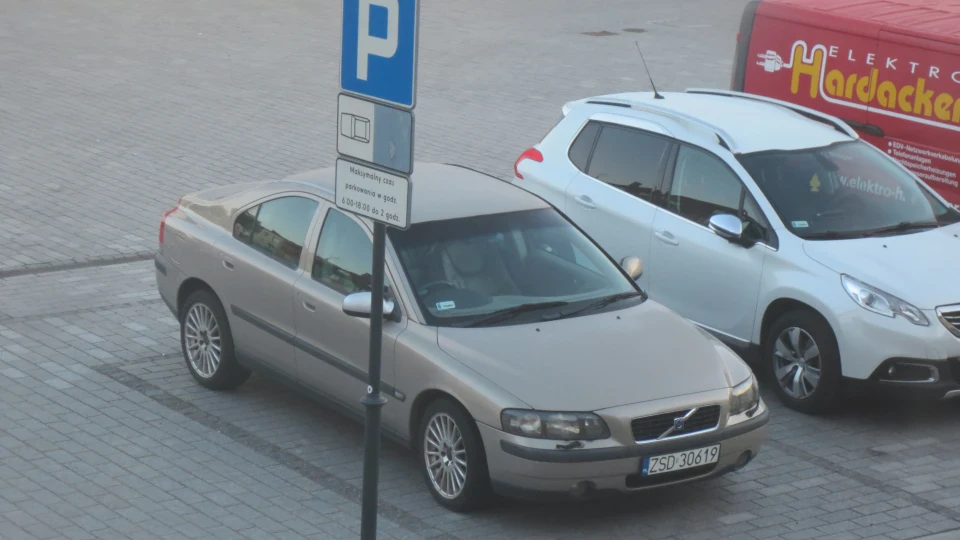 Volvo S60 Вона мені подобається 3