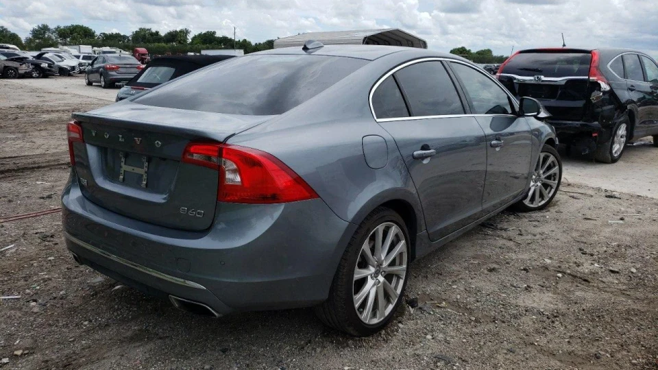 Volvo S60 Platinum
