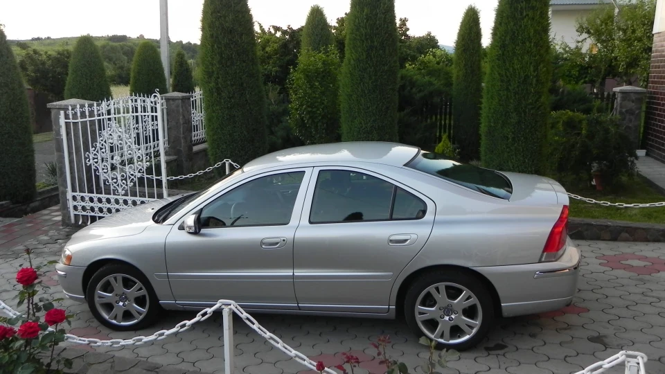 Volvo S60 Platinum 2