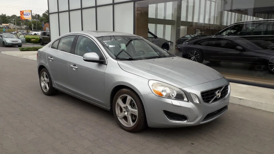 Volvo S60 Сільвія