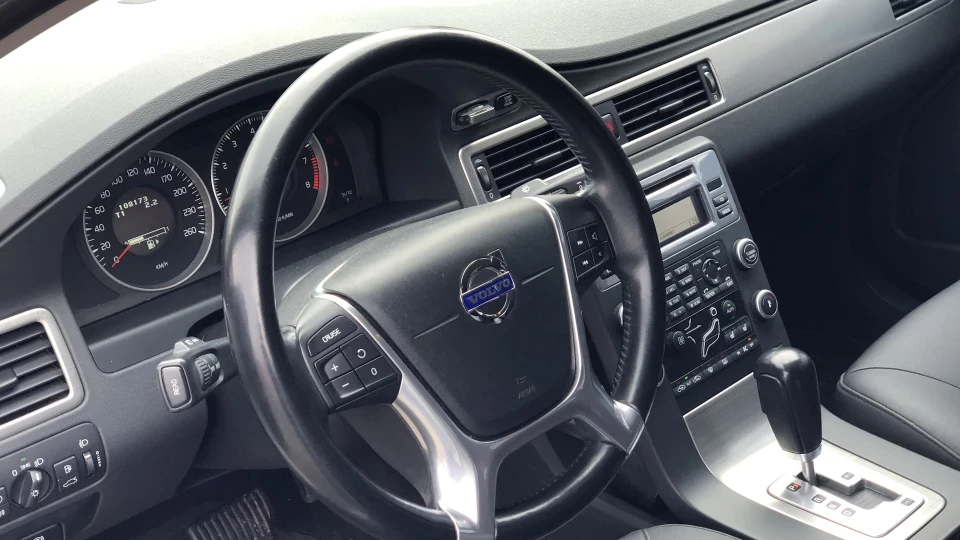Volvo S80 2.0T Powershift 203л.с. 5