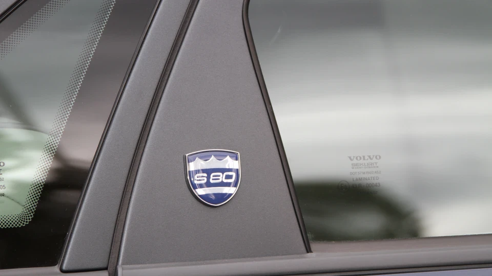 Volvo S80 800 км. Original Royal