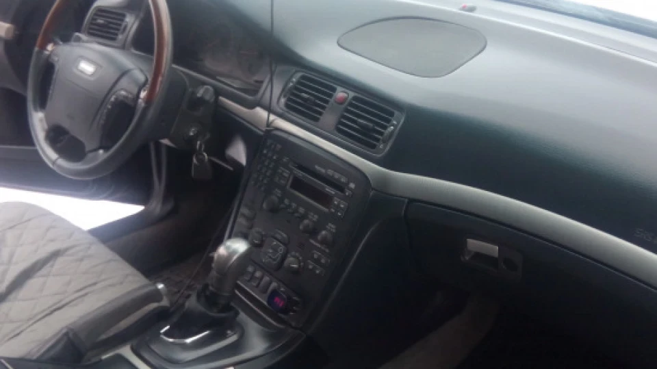 Volvo S80 ЧИСТО ЧОРНИЙ 2.9 ATMO 4